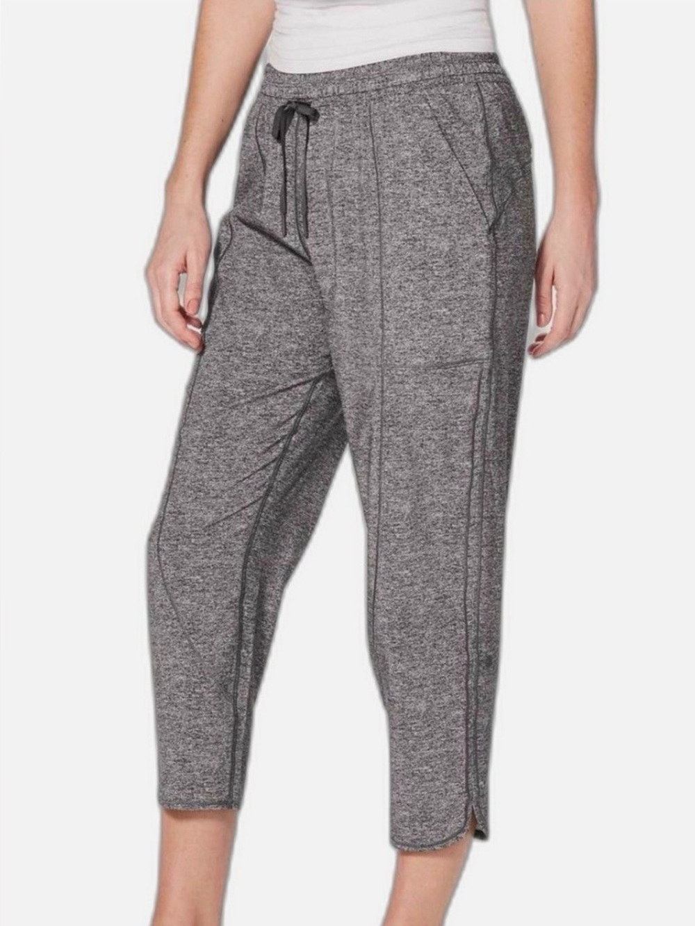 Lululemon Final Play cropped joggers